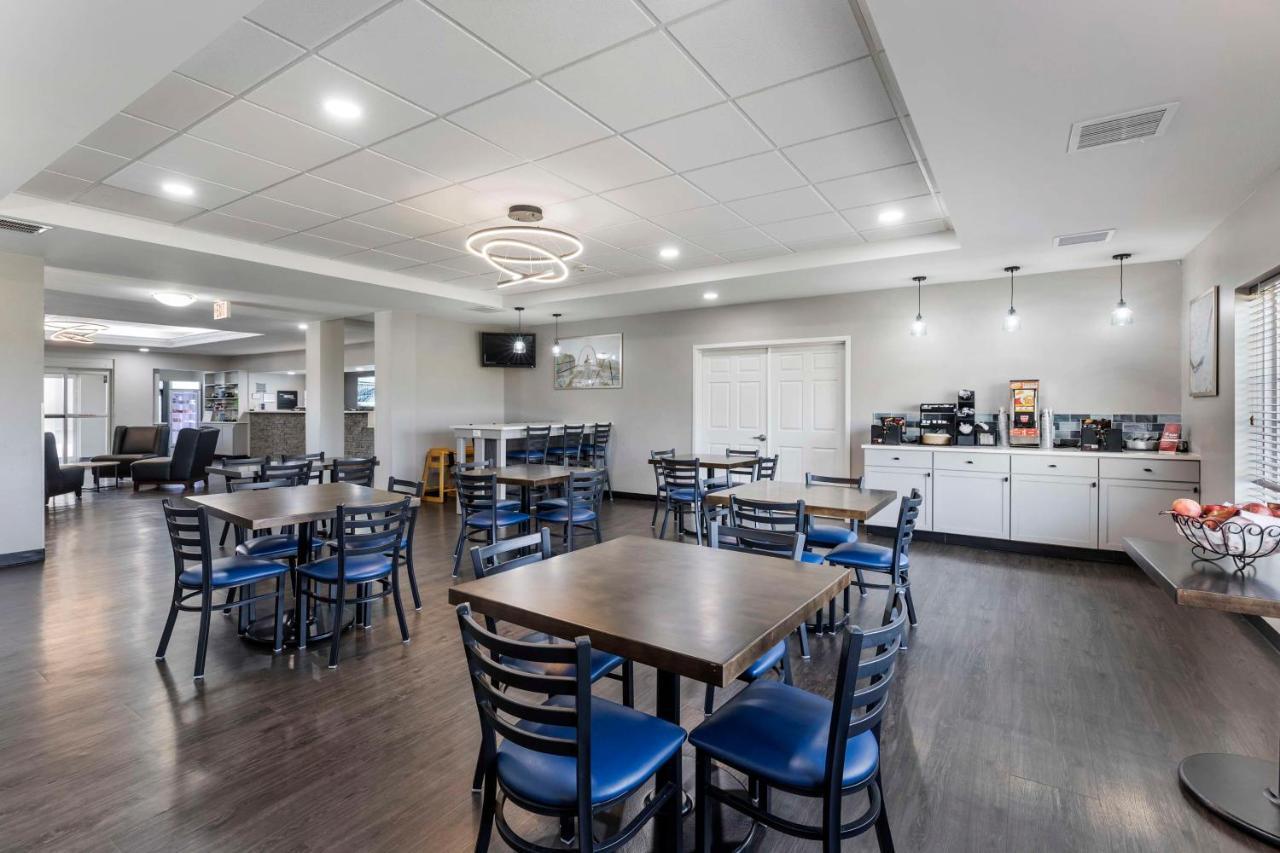 Best Western Plus Midamerica Hotel Mascoutah Экстерьер фото