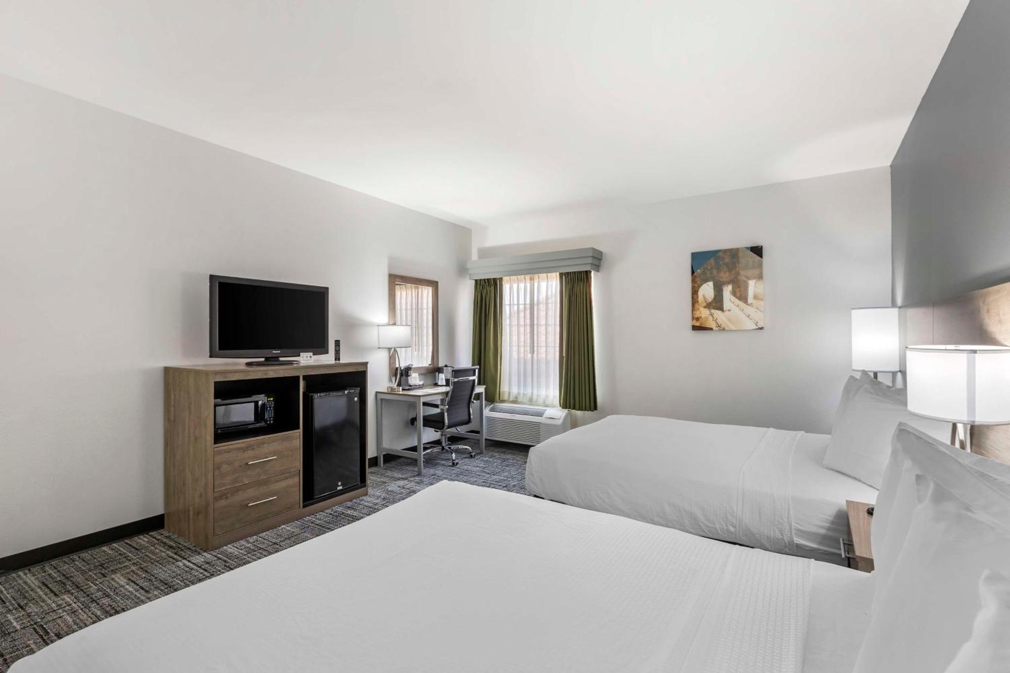 Best Western Plus Midamerica Hotel Mascoutah Экстерьер фото