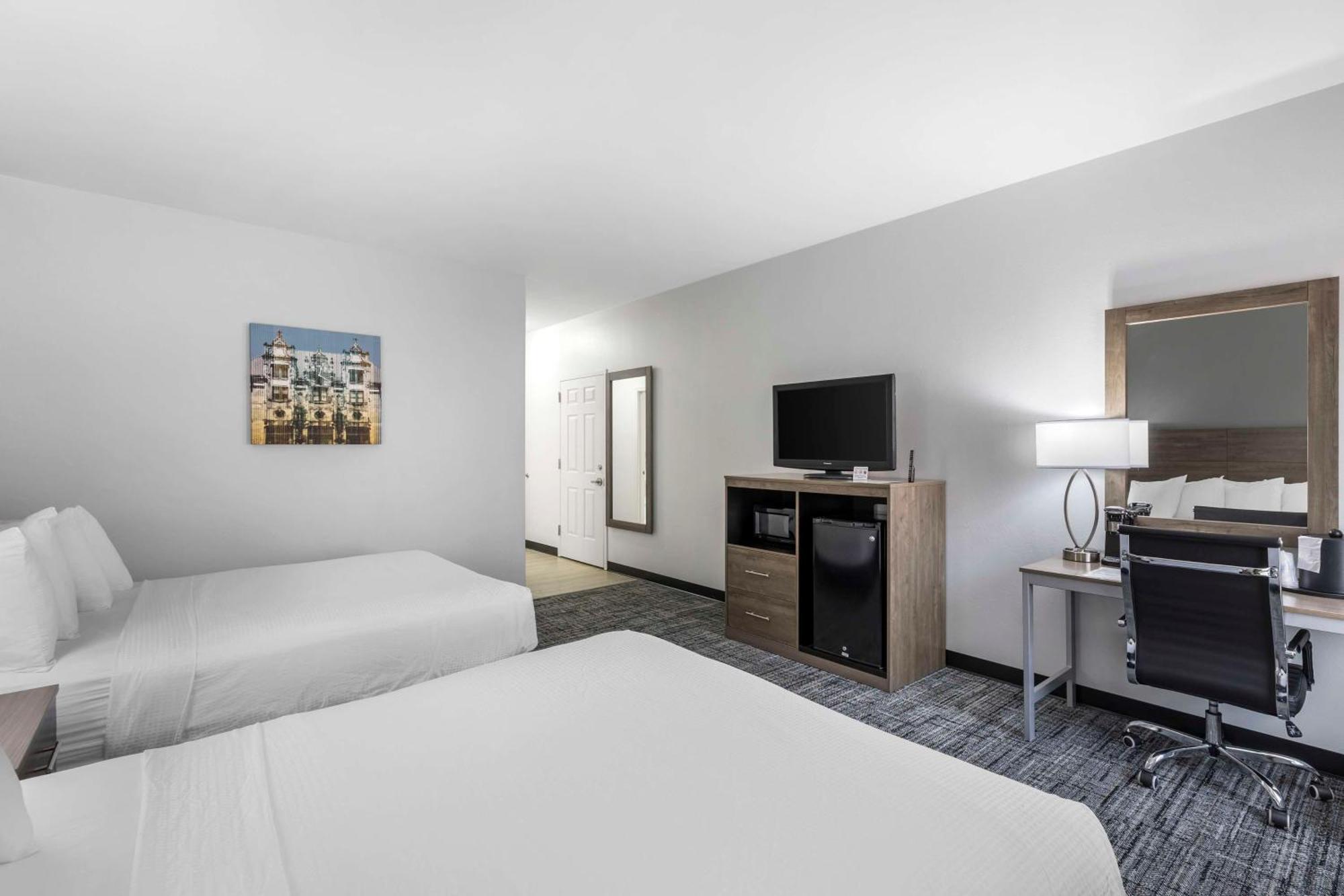 Best Western Plus Midamerica Hotel Mascoutah Экстерьер фото