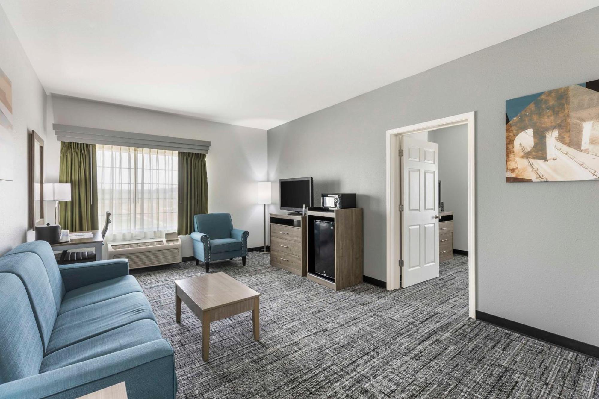 Best Western Plus Midamerica Hotel Mascoutah Экстерьер фото