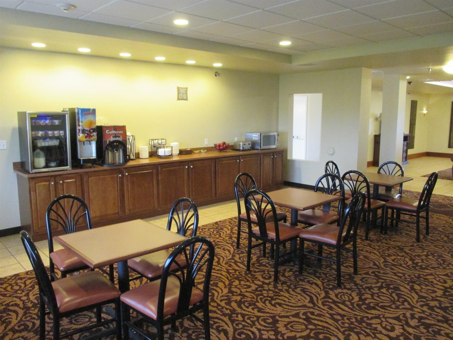 Best Western Plus Midamerica Hotel Mascoutah Экстерьер фото